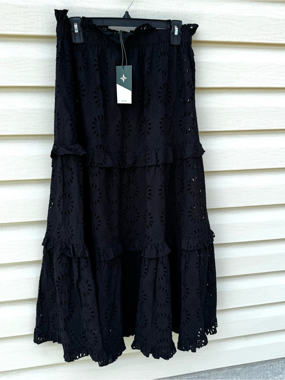 NWT TUCKERNUCK Black Eyelet Maxi Skirt Size small